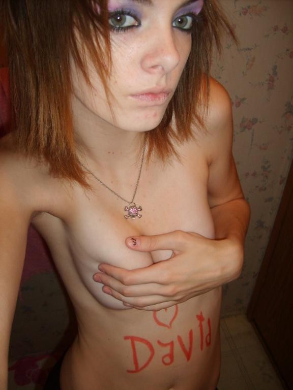 Cute Redhead Emo Girl Nude