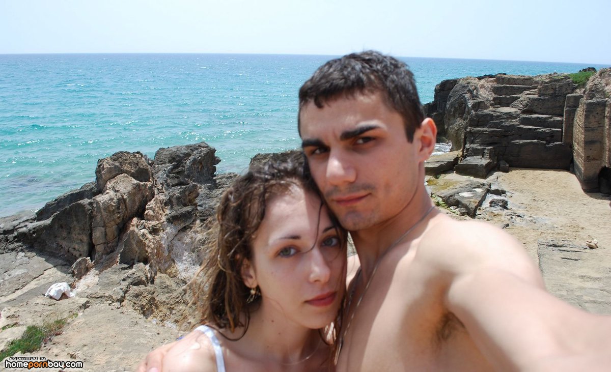 Amateur couple arab fan images