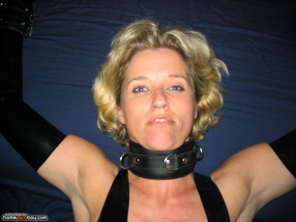 Kinky blonde milf