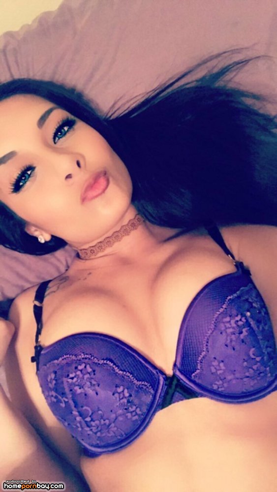 Twitch.Tv/Belissalovely