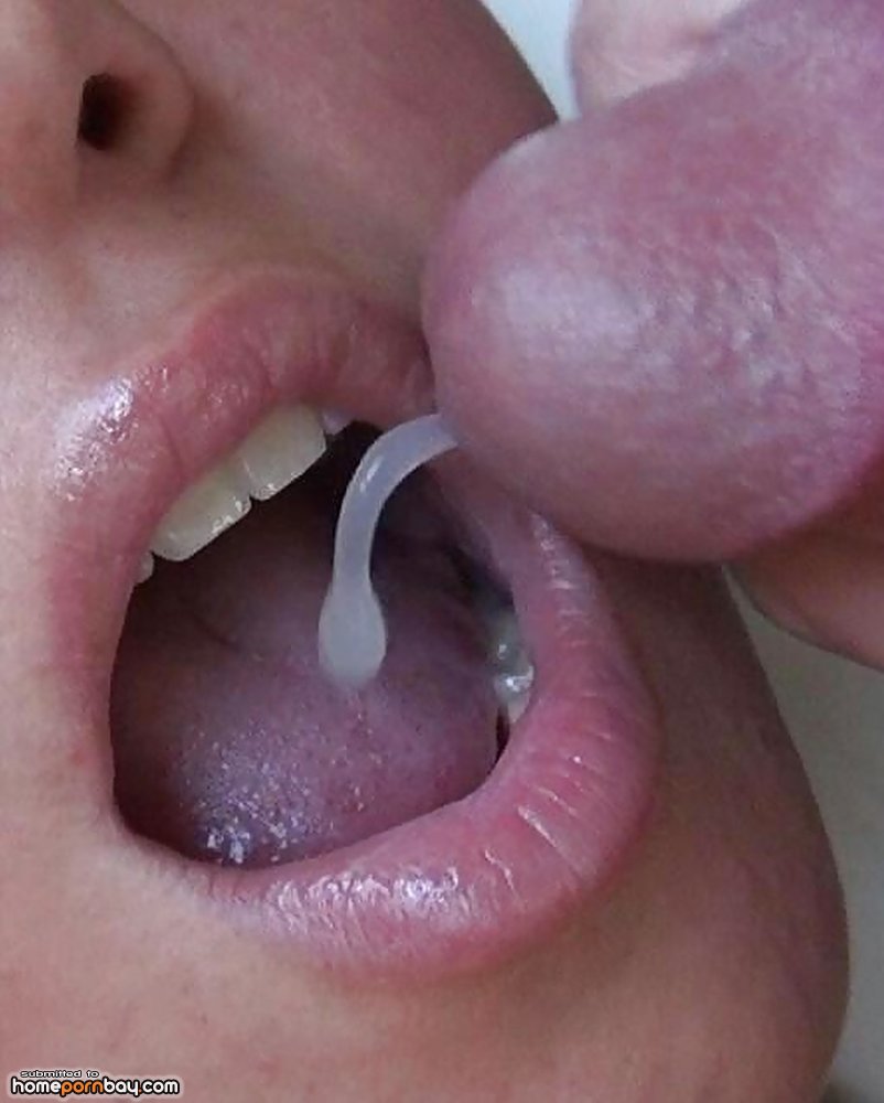 Сперма в рот крупным планом 