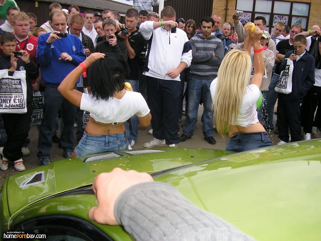 wet and wild car show girls