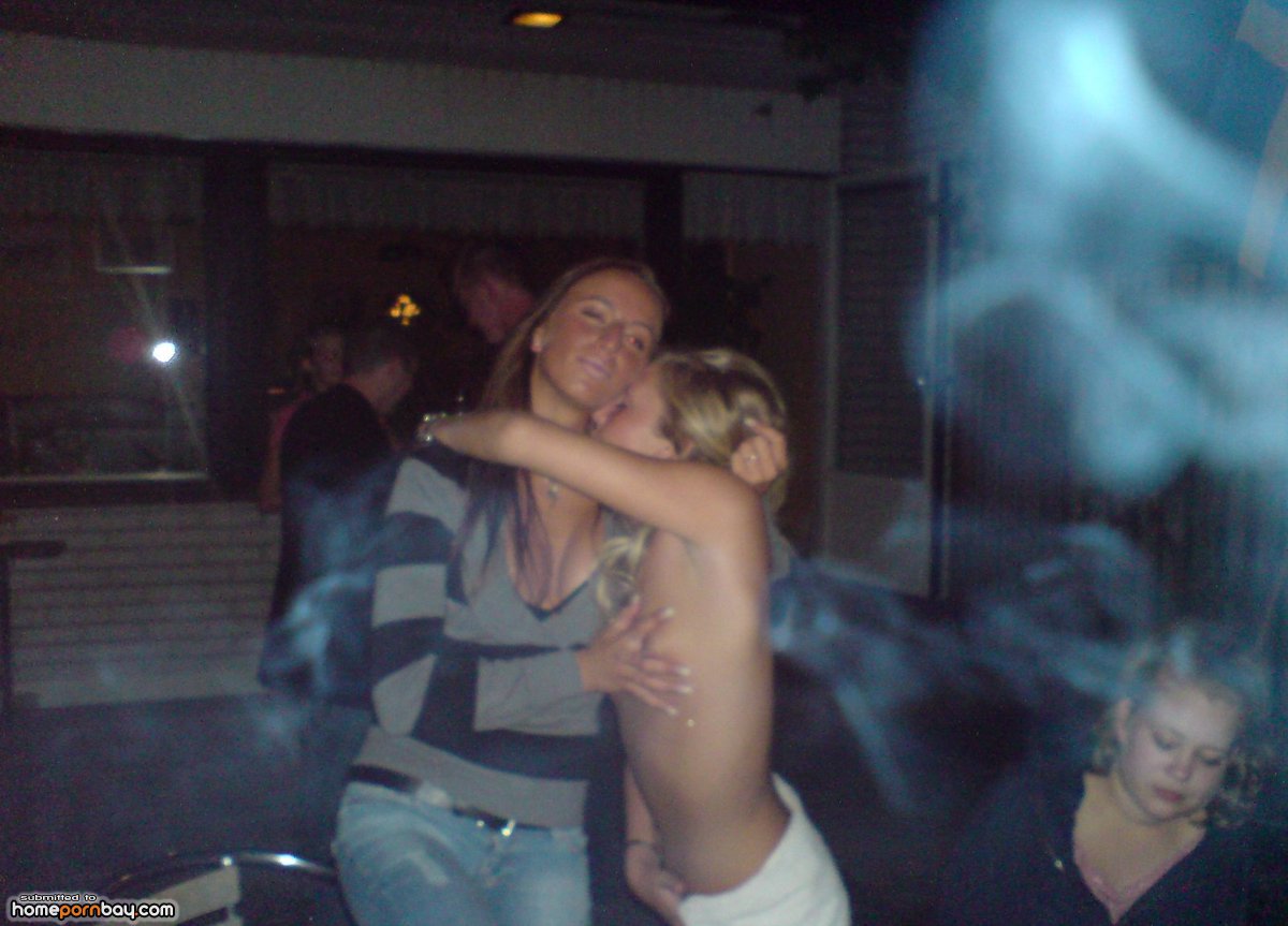 Nude Swinger Bars - Real Swingers Club | Sex Pictures Pass