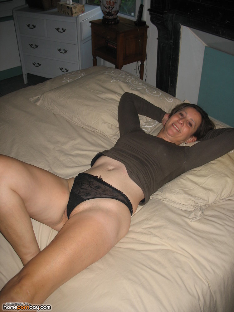 Wife Undressing Pics