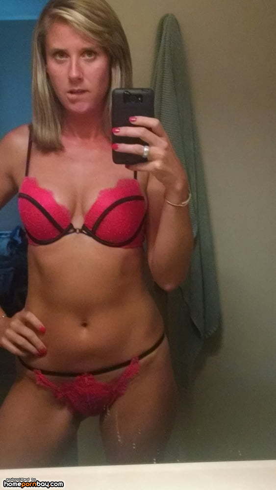 Wife selfies mature 11 Middle