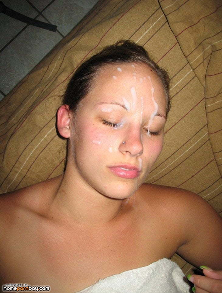 Cum on her face - Mobile Homemade Porn Sharing.